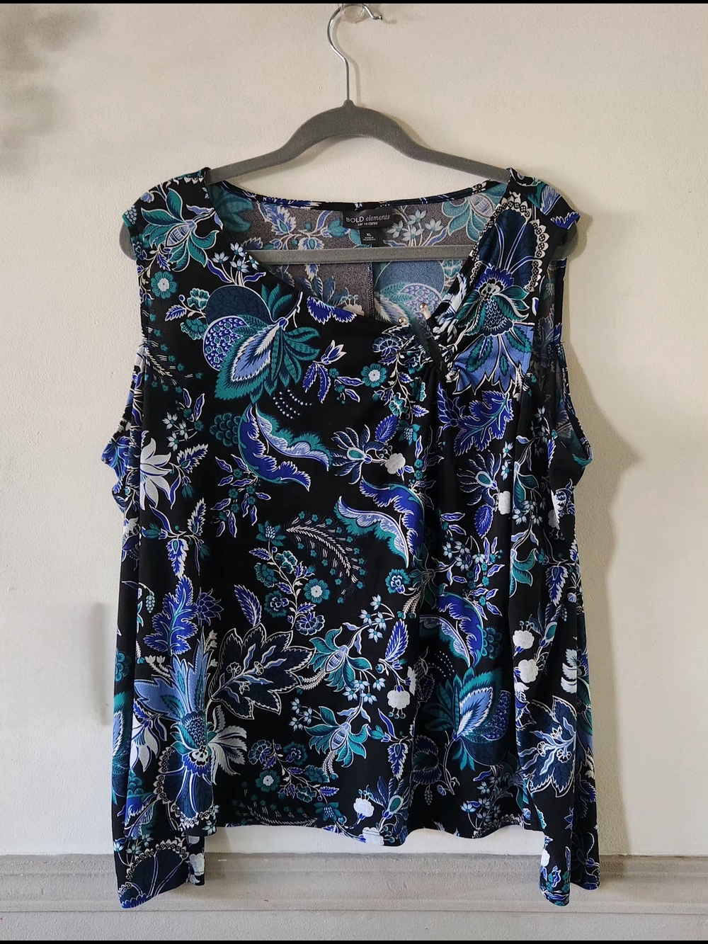 BOLD elements Black Open Shoulder Blouse with Blue & Teal Floral Print